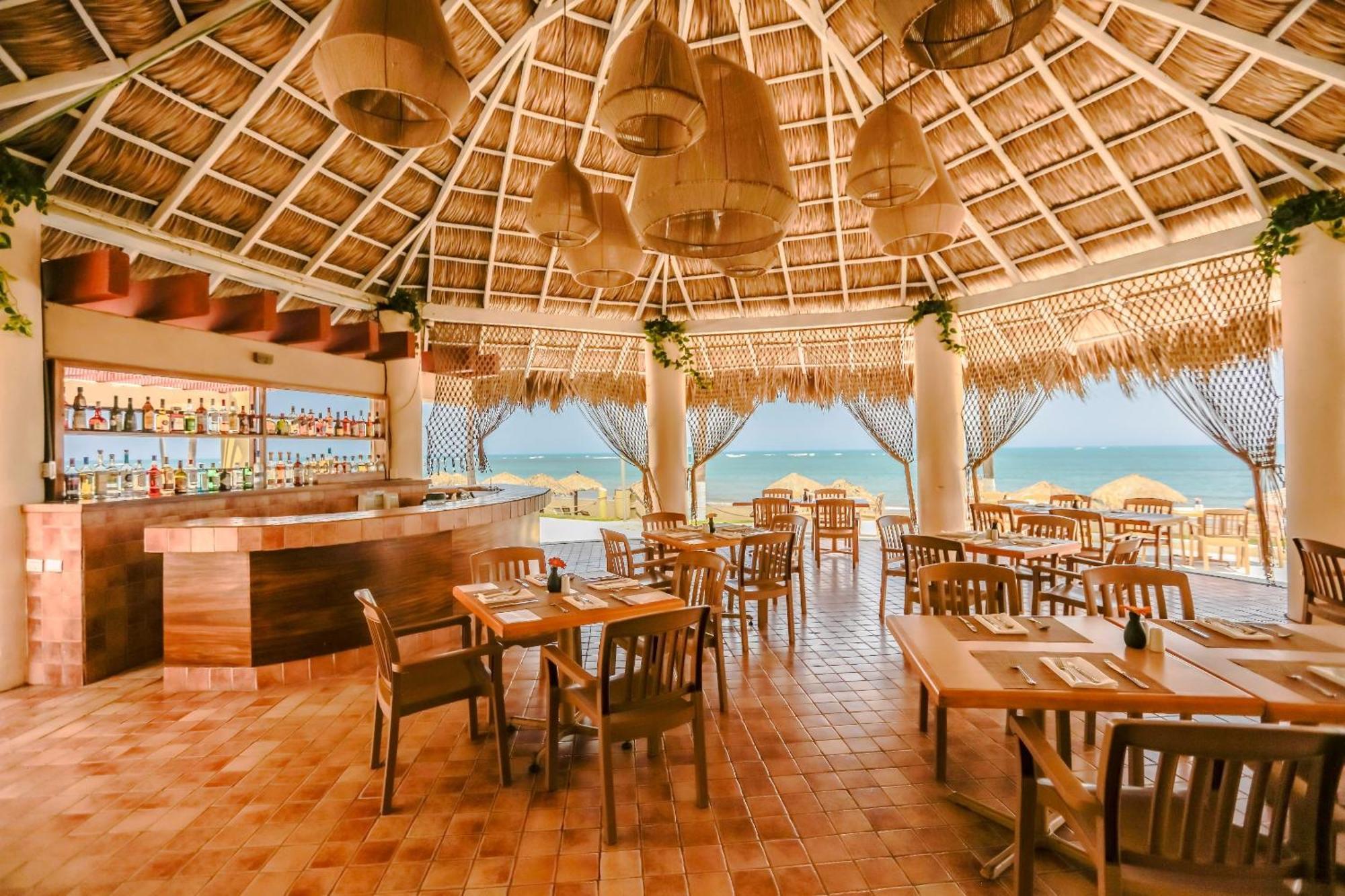 Camino Real Веракруз Екстериор снимка Restaurant at the resort